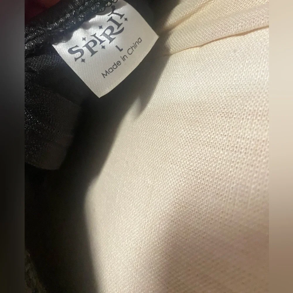 Adult Dangerous Red Riding Hood Costume, NWOT, Dress only, Size Large - Picture 2 of 4